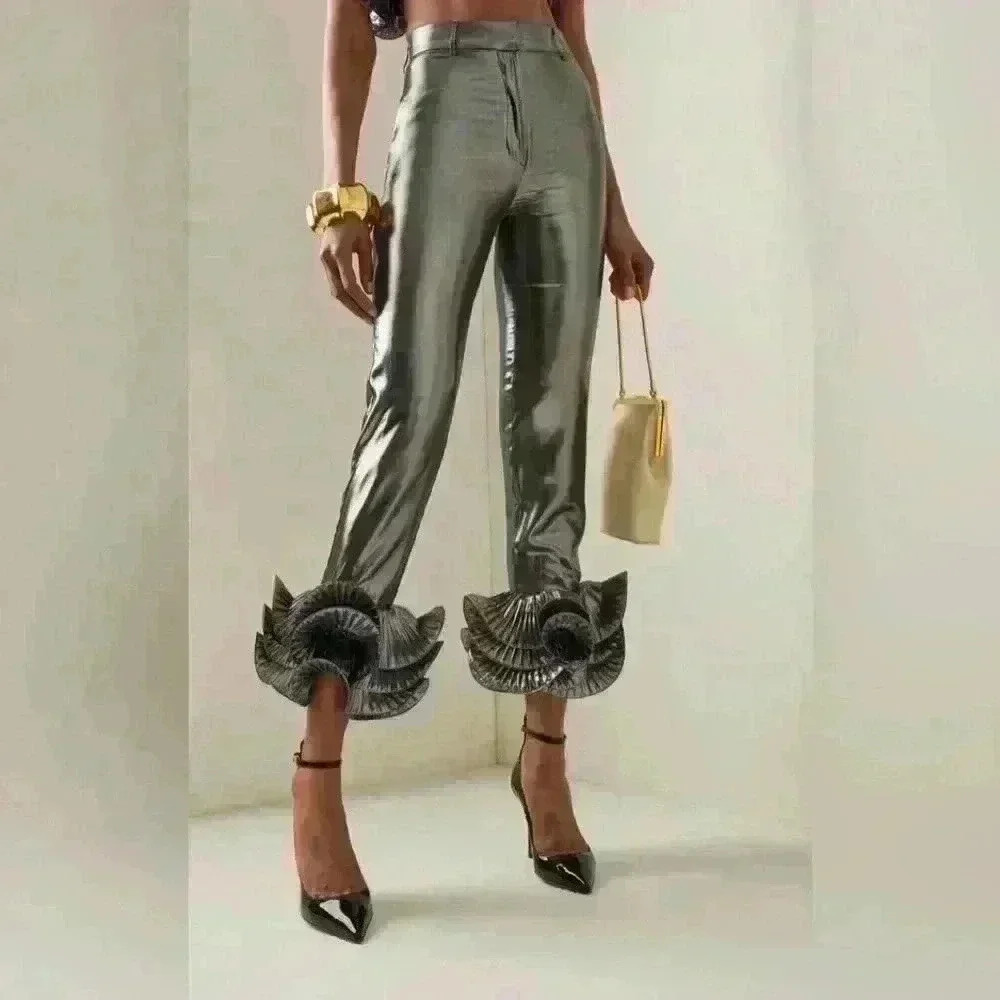 New Arrivals Lilou Ruffle Pants in Rive Droite Size Xtra Small